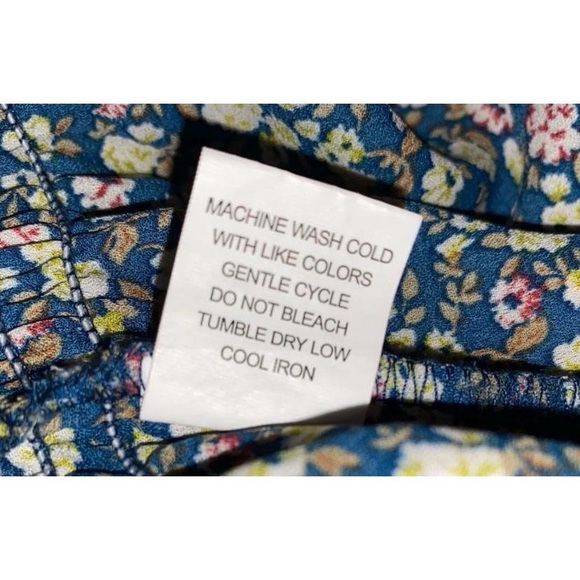 Moa Moa Blue Floral Smocked Blouse - Picture 4 of 5